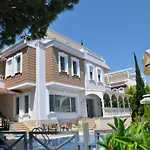 Ottoman Village 阿拉尼亚